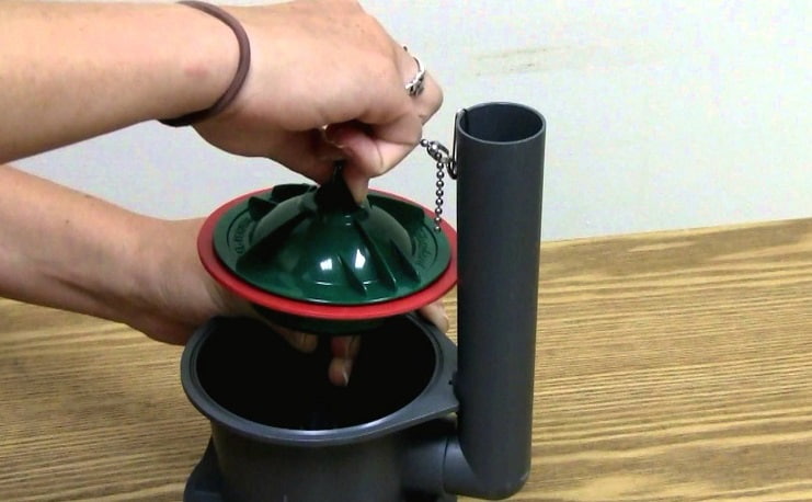 How to Replace a Toilet Flapper