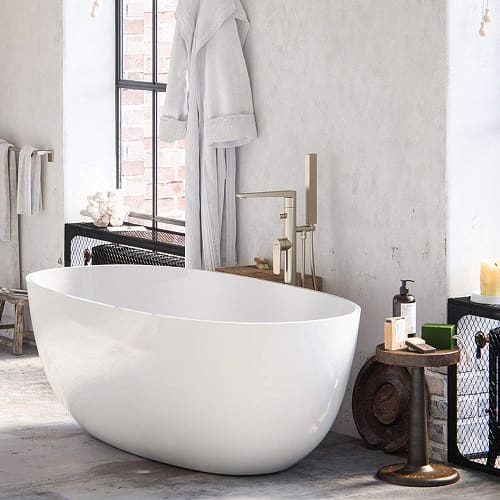 MAYKKE Barnet 61" Modern Oval Acrylic Bathtub